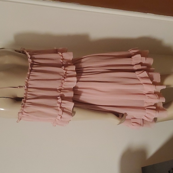 Blush Pink Ruffle Off Shoulder Dress - Picture 4 of 6